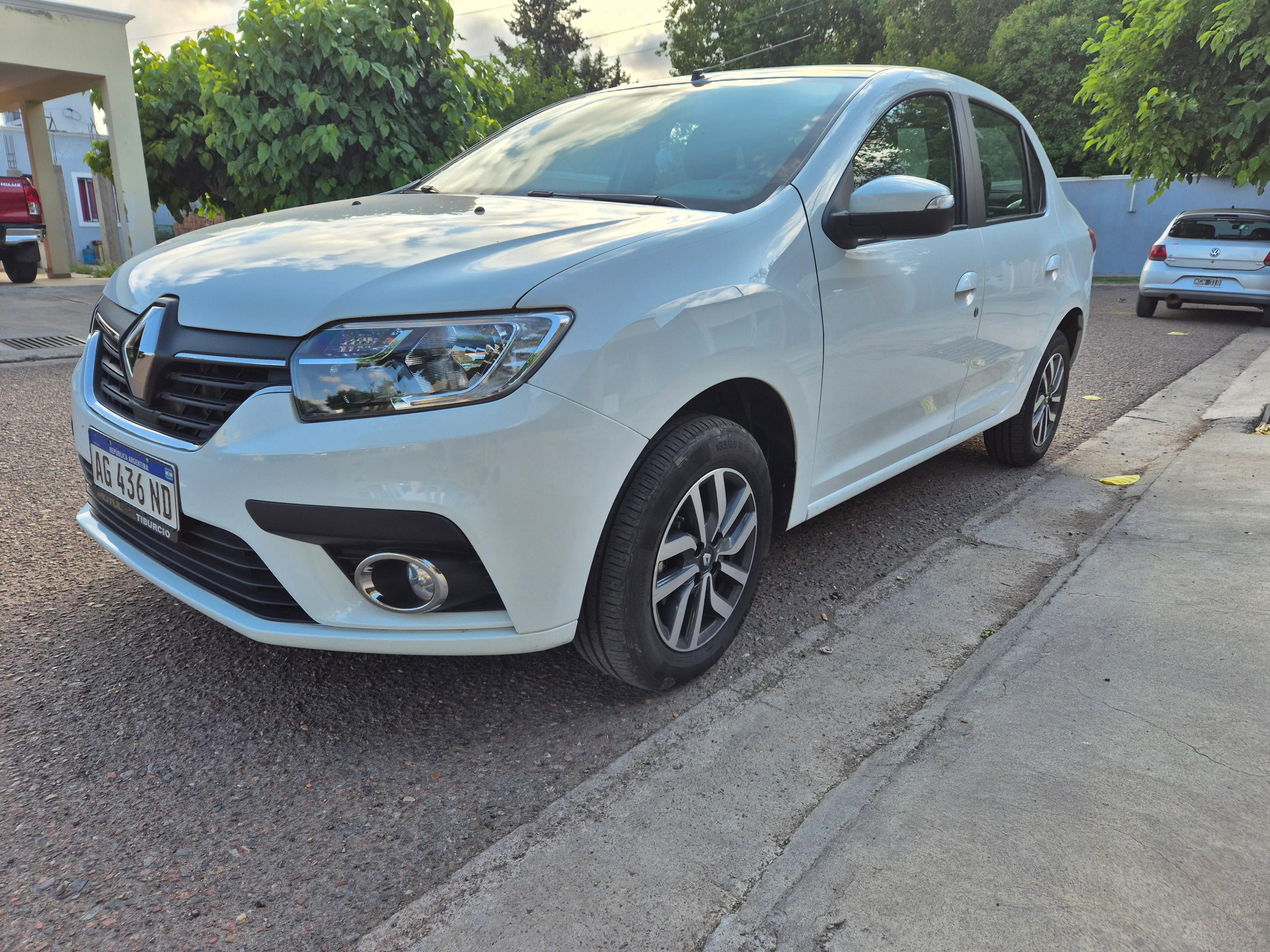 Renault Logan